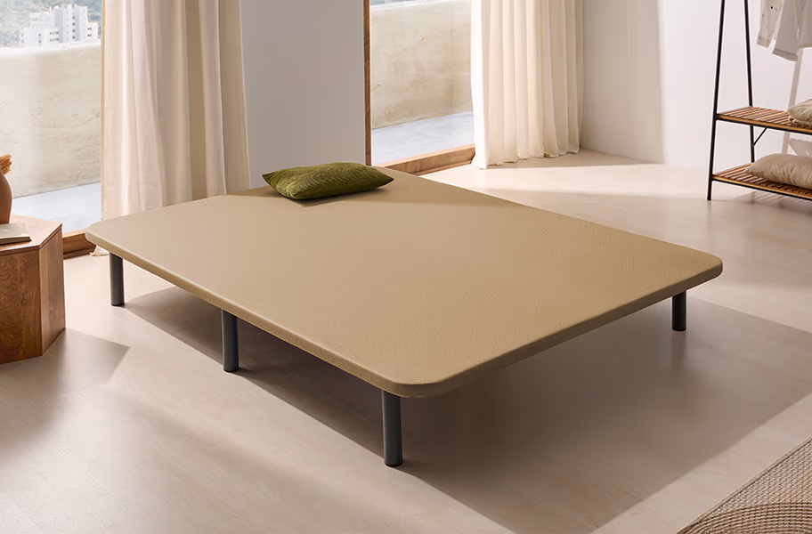 Base tapizada Star de HOME - principal