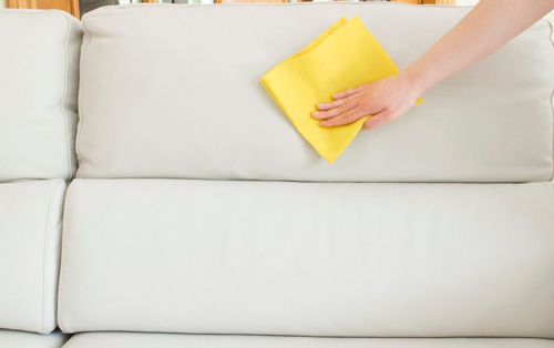 Cómo limpiar la tapicería blanca de un sofá - Sofacenter